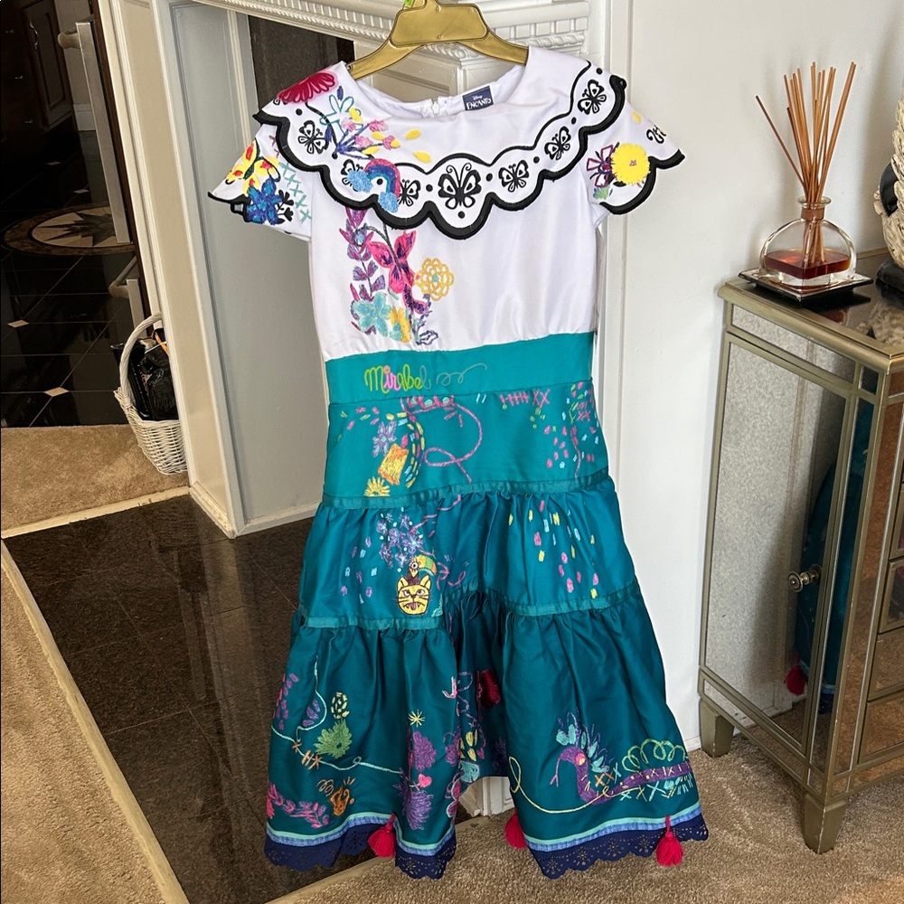 Disney Encanto mirabel  Kids Costume Dress